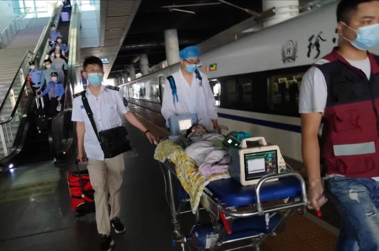 吉隆县高铁转运公司