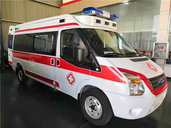 吉隆县福特V362救护车